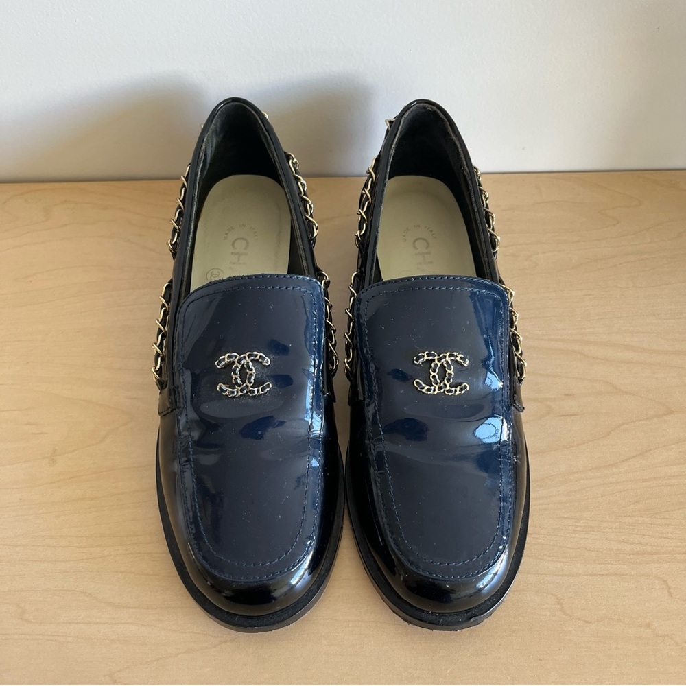 Vintage Chanel Navy Blue Loafers (like new)